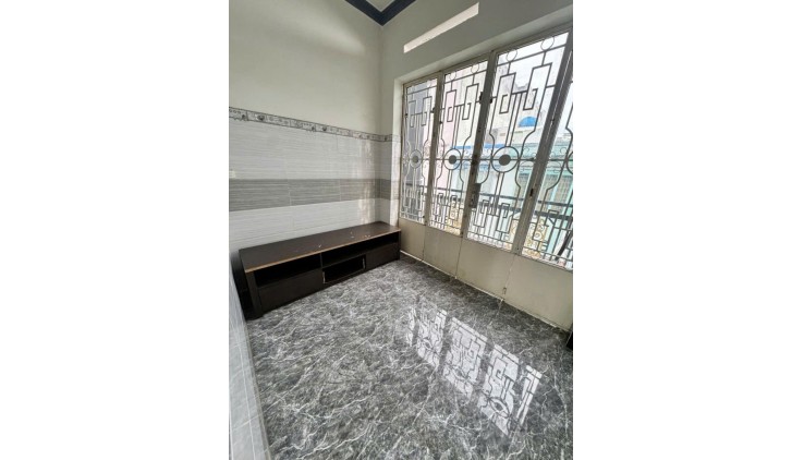 NHÀ 1/ ĐƯỜNG 5A, GẦN CHỢ BÌNH LONG, 40M2, 2 TẦNG 3PN GIÁ CHỈ 3.3 TỶ